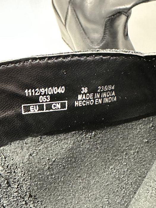 Шкіряні казаки Zara