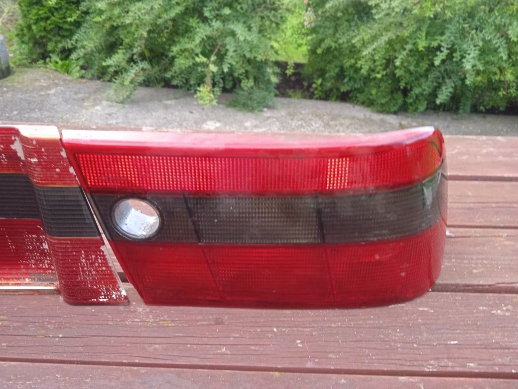 Sprzedam lampy tylne Opel Calibra