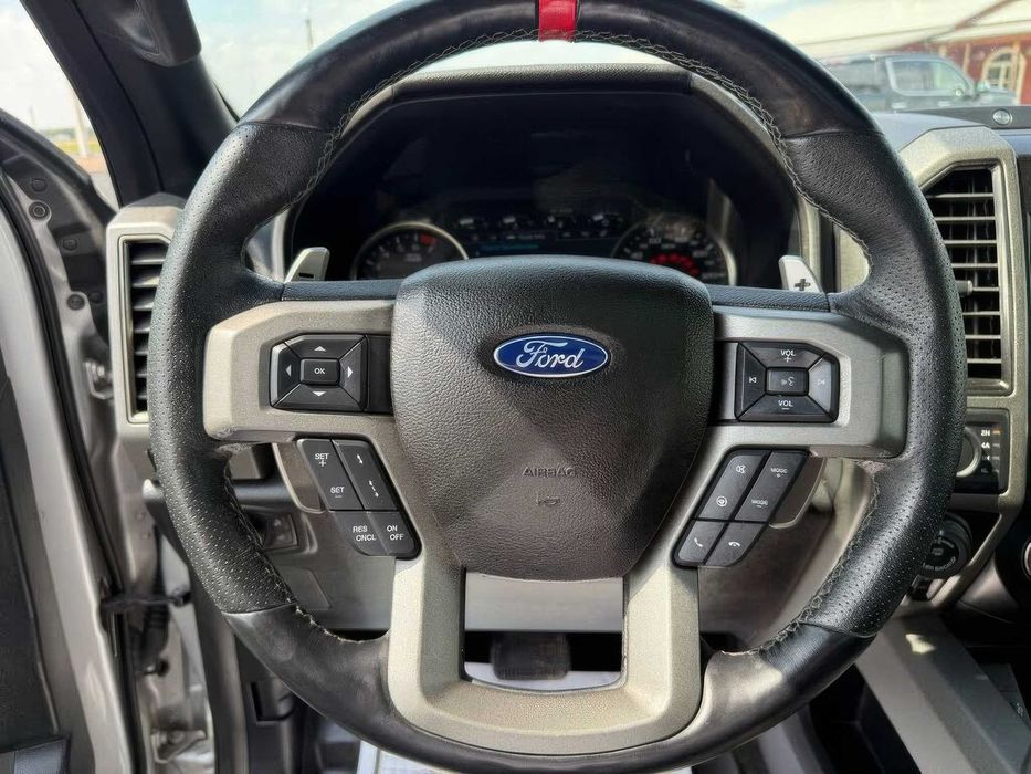 Ford F-150 Raptor SuperCrew      2018