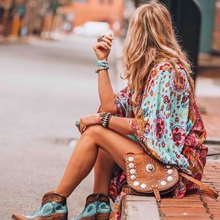 Botins de marca estilo boho, texas, mto bom estado porte gratis