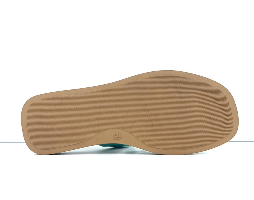 Klapki skórzane turkusowe Inuovo 37