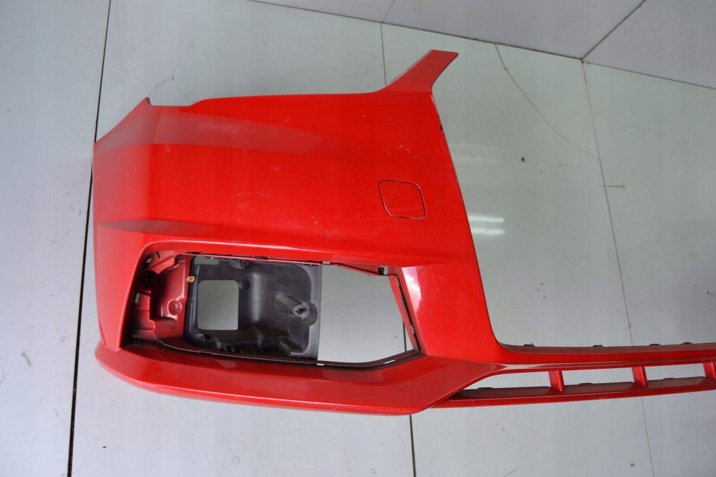 Audi A1 2013 zderzak przedni