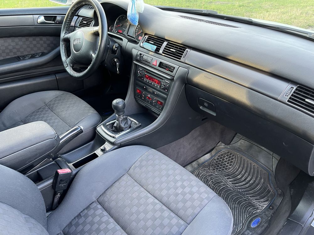 Audi a6 2.4 LPG sprawne Manual