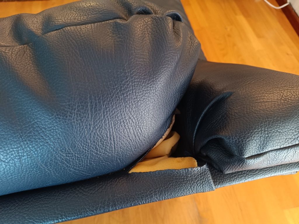 Conjunto de sofá cama 3 pessoas e sofá 2 pessoas