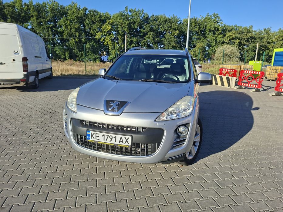 Продам Peugeot 4007