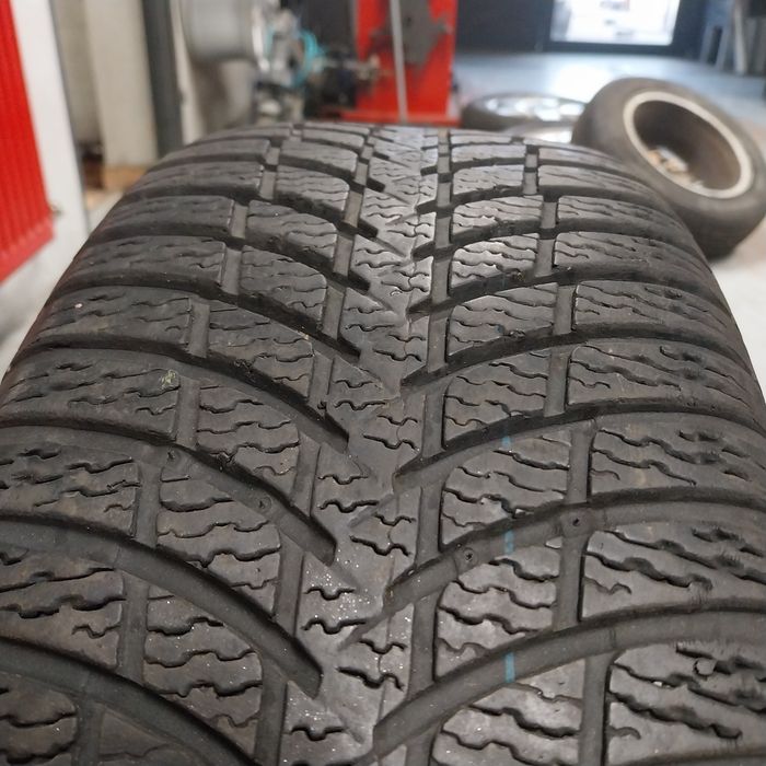 Opony Zimowe Kumho 205/55R16 91H