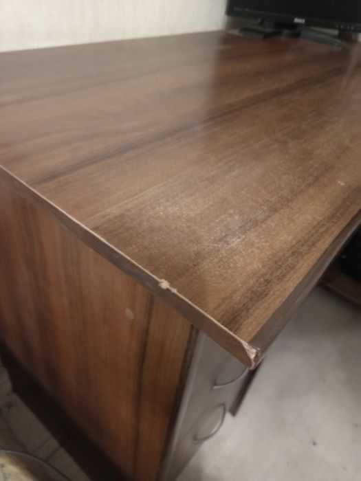 Угловые компьютерные столы