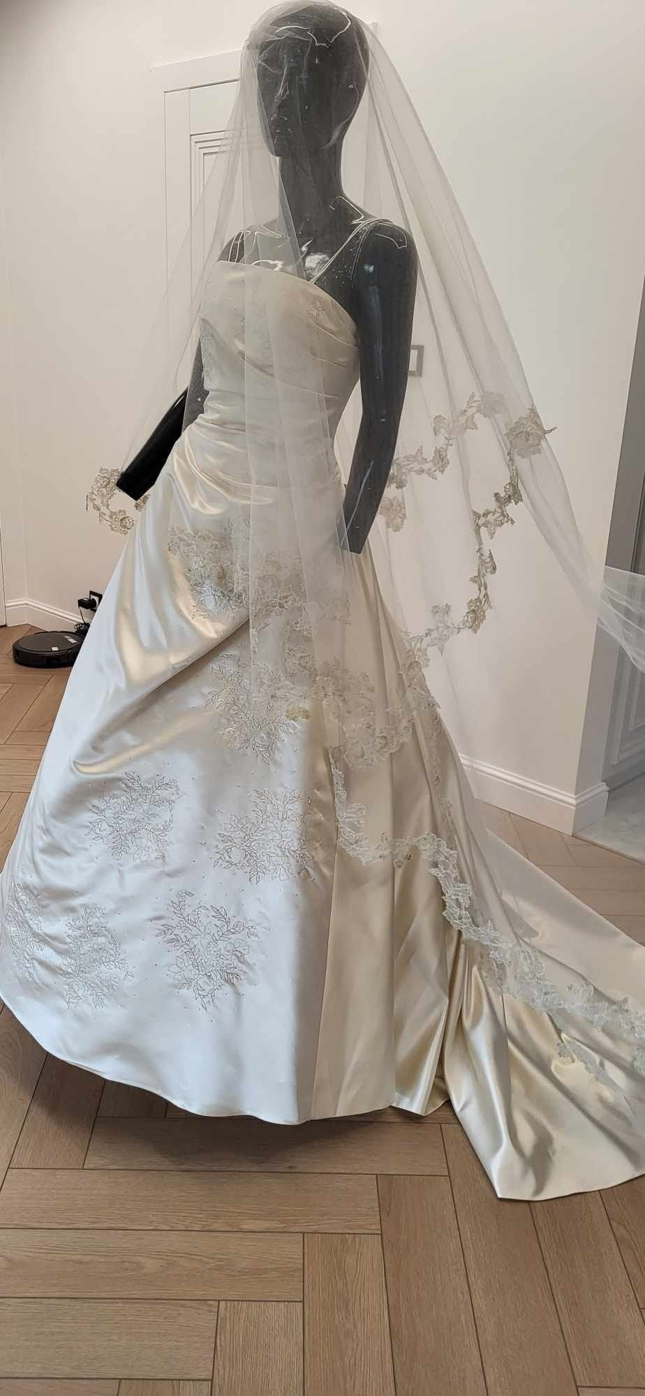 Suknia ślubna Mariee de Paris