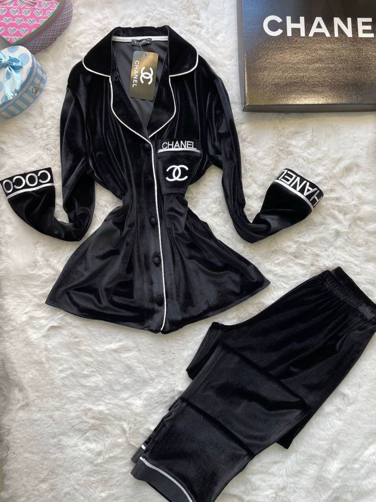 ІДЕАЛЬНИЙ ПОДАРУНОК Chanel чорна жіноча піжама ексклюзив