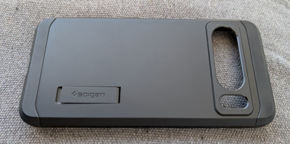 Spigen Tough Armor do Pixel 8 Pro