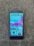Atrapa telefonu Sony Xperia XZ