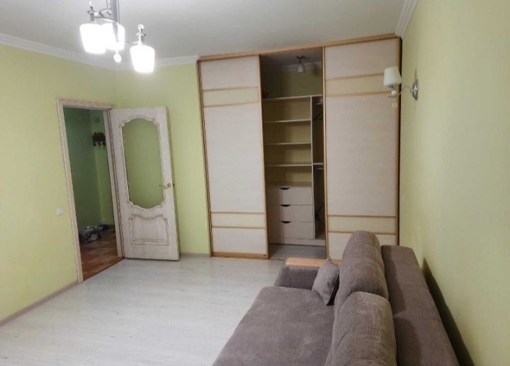 Оренда 1 к. кв. ЖК Садовий, вул. Д. Рачінського, 25 А, м Лівобережна