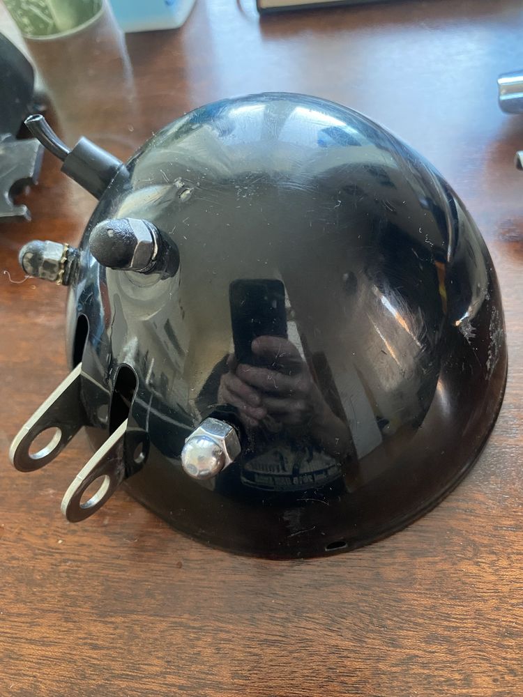 Harley Davidson lampa klosz Cross Bones , Springer
