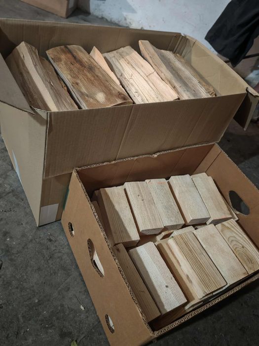 Zestaw drewna bukowego do kominka + rozpałka