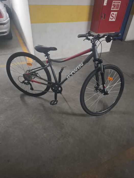 Bicicleta Decathlon Btwin Riverside 500