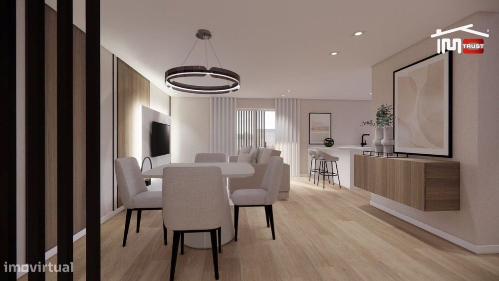 Apartamento T3 de Luxo em Último Andar, Coz. Equipada e Garagem  Se...