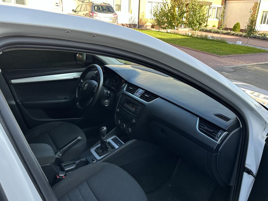 Шкода А7 1.6 ТDI