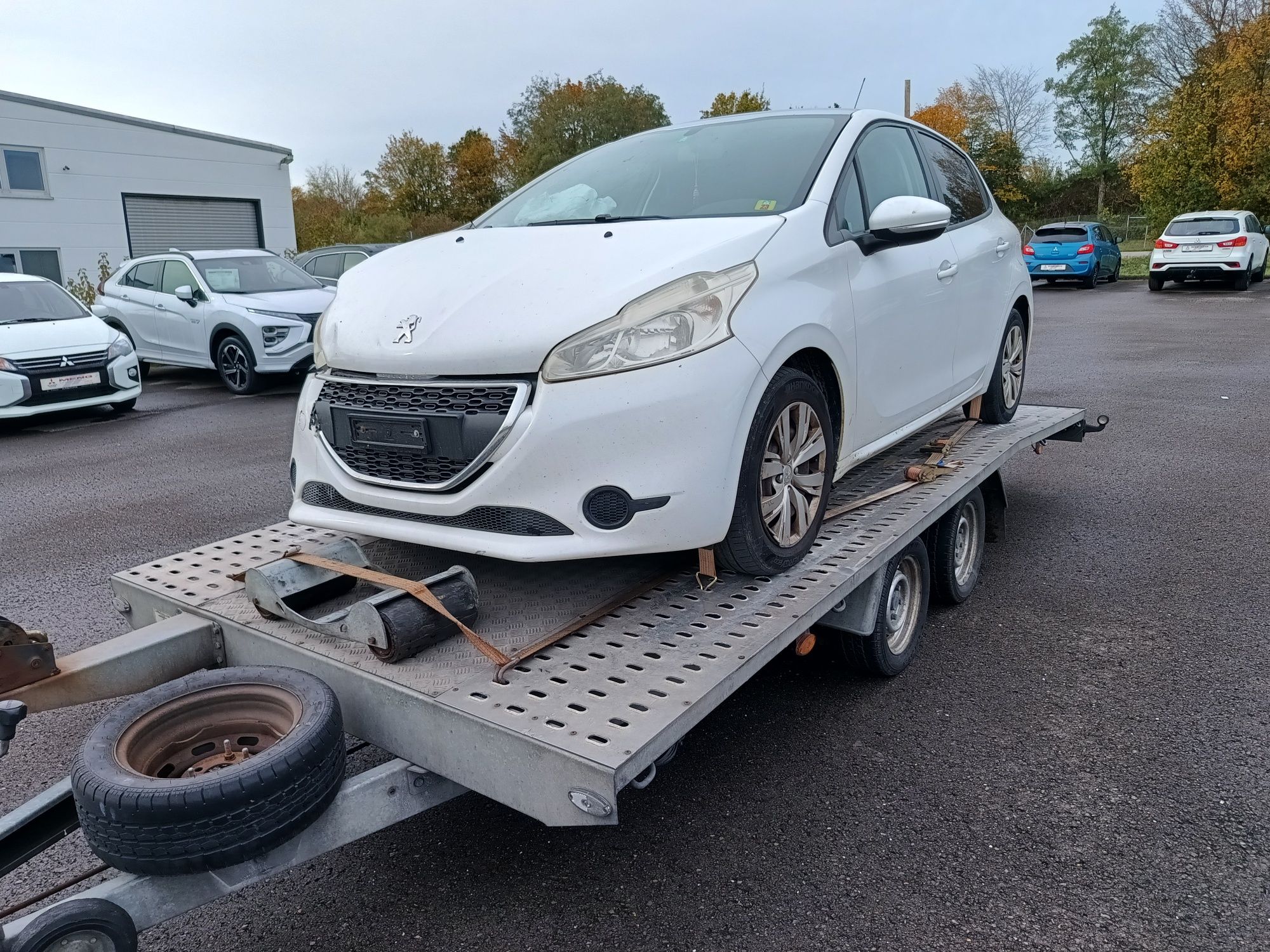 PEUGEOT 208 1.2 VTI panorama dach klima
