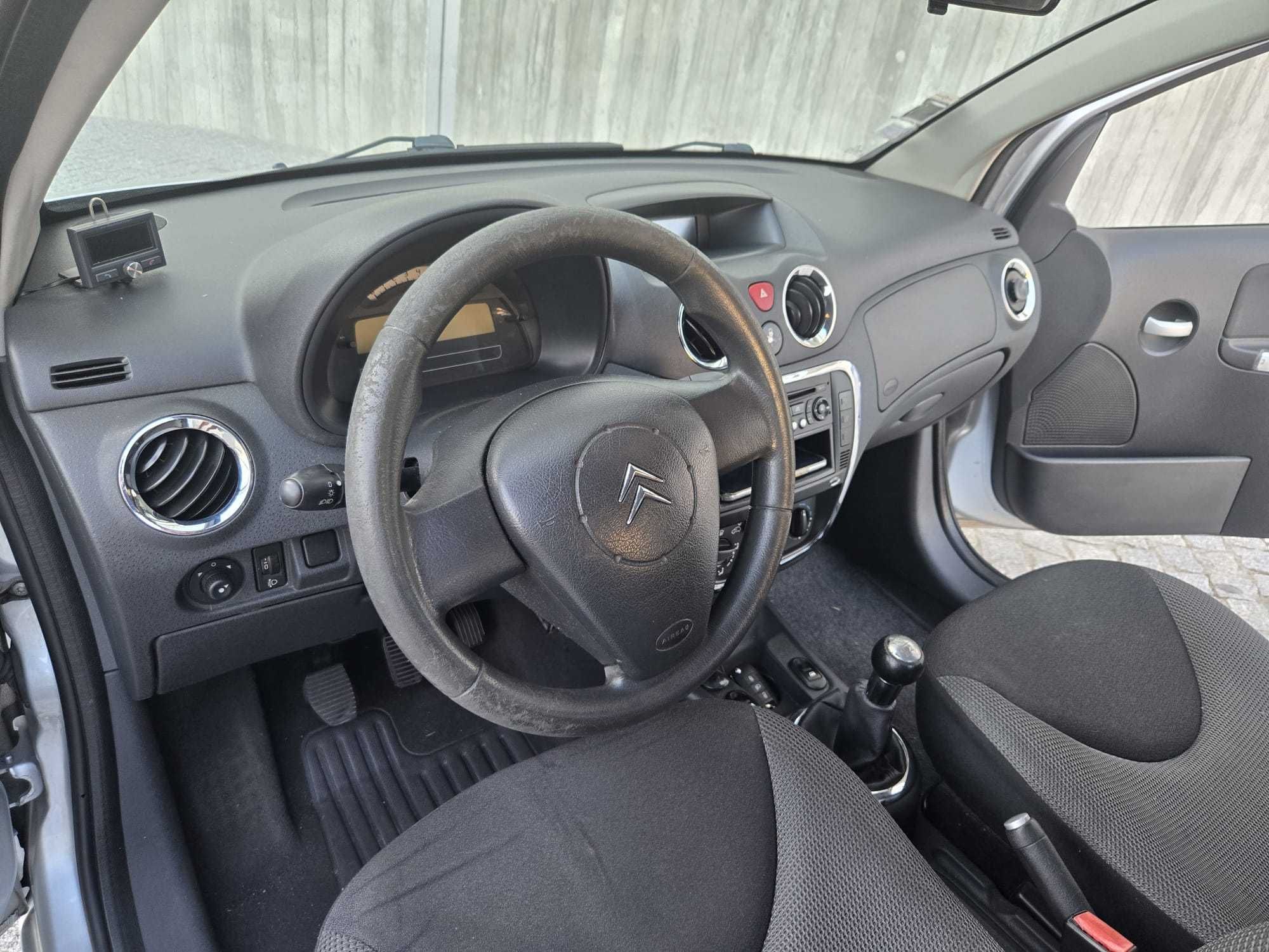 Citroën C2 ano 2008 gasolina 105.000 km