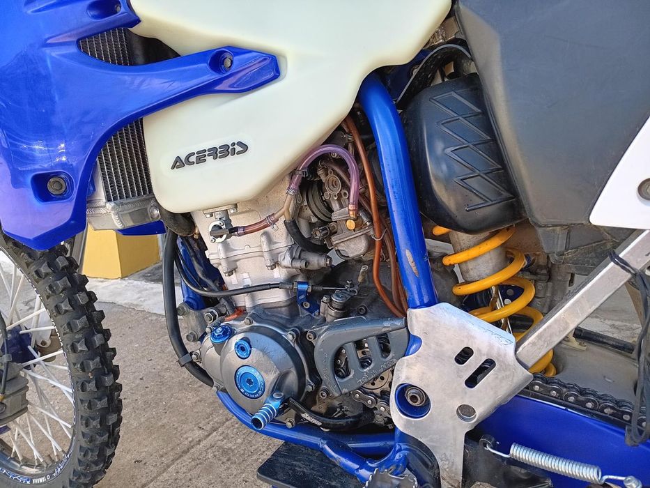 Moto Yamaha YZF250