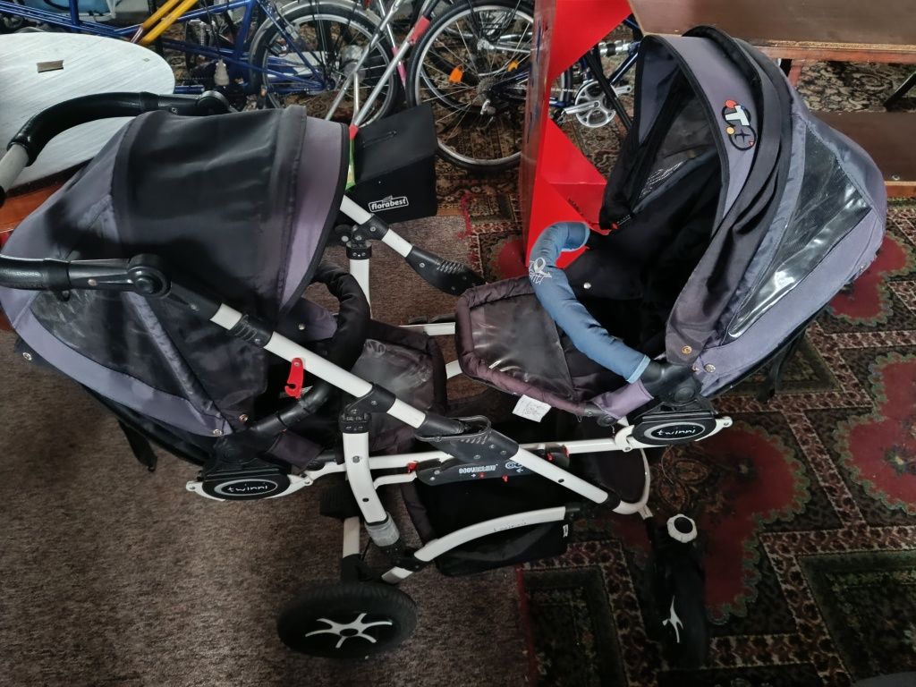 Wózek spacerowy Bliźniaczy rok po roku Babyactive Twinni