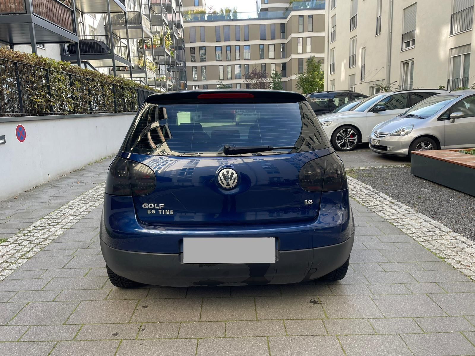 VW Golf 1.6 MPI 102 KM 2005r