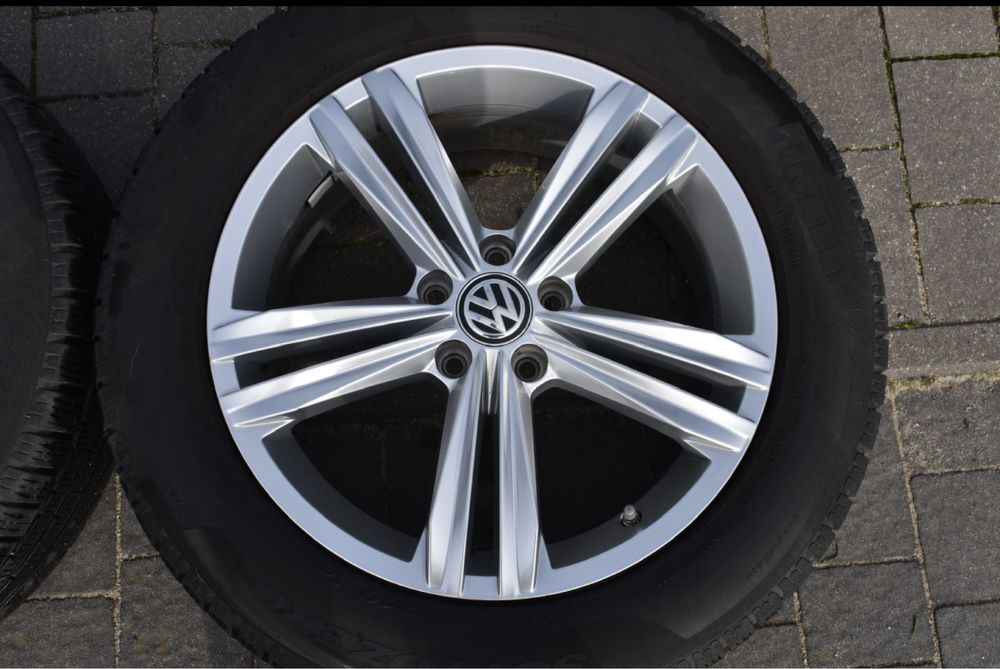 Komplet kól felgi VW Tiguan R-Line 18 Opony Zima