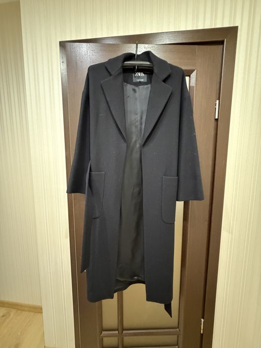Пальто Zara жіноче