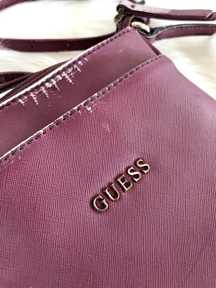 Torebka listonoszka Guess