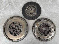 Комплект зчеплення Демпфер VW Passat B6 Golf 5 6 Skoda Octavia A5