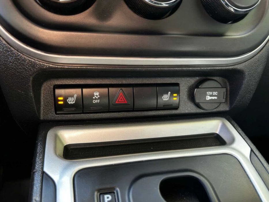 Jeep Compass Latitude      2016