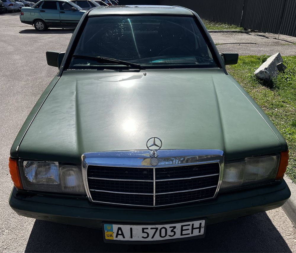 Продам (мерседес) Mercedes-Benz 190E - 1800$ (договір)