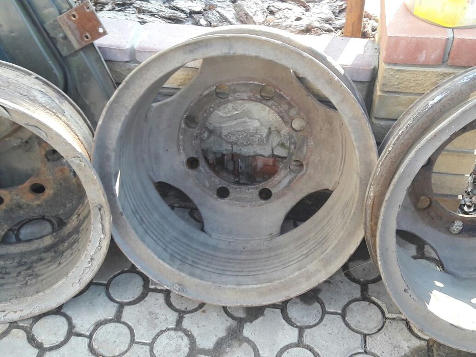 Продам диски Зил Камаз Газ