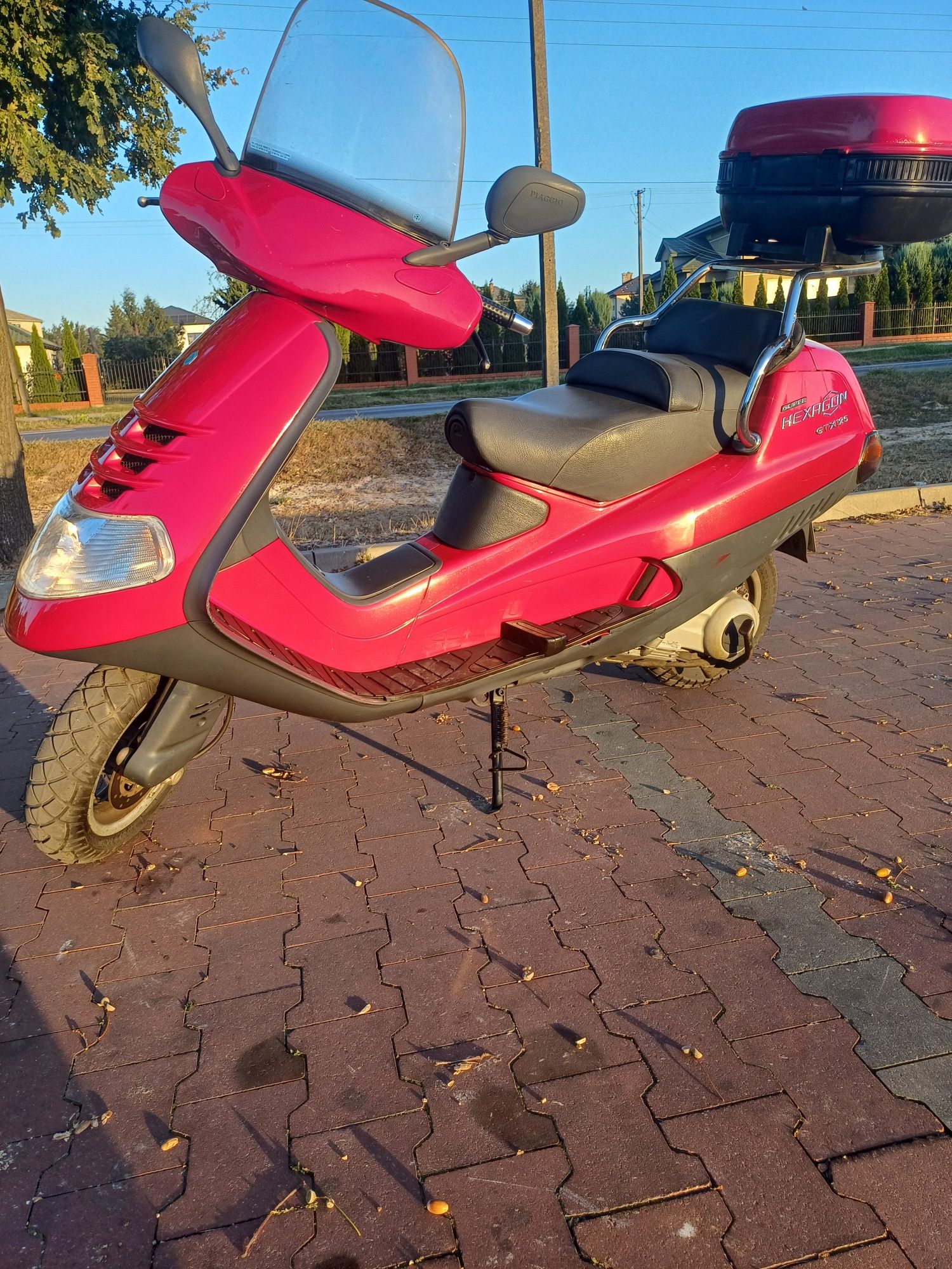Sprzedam Piaggio Hexagon.
