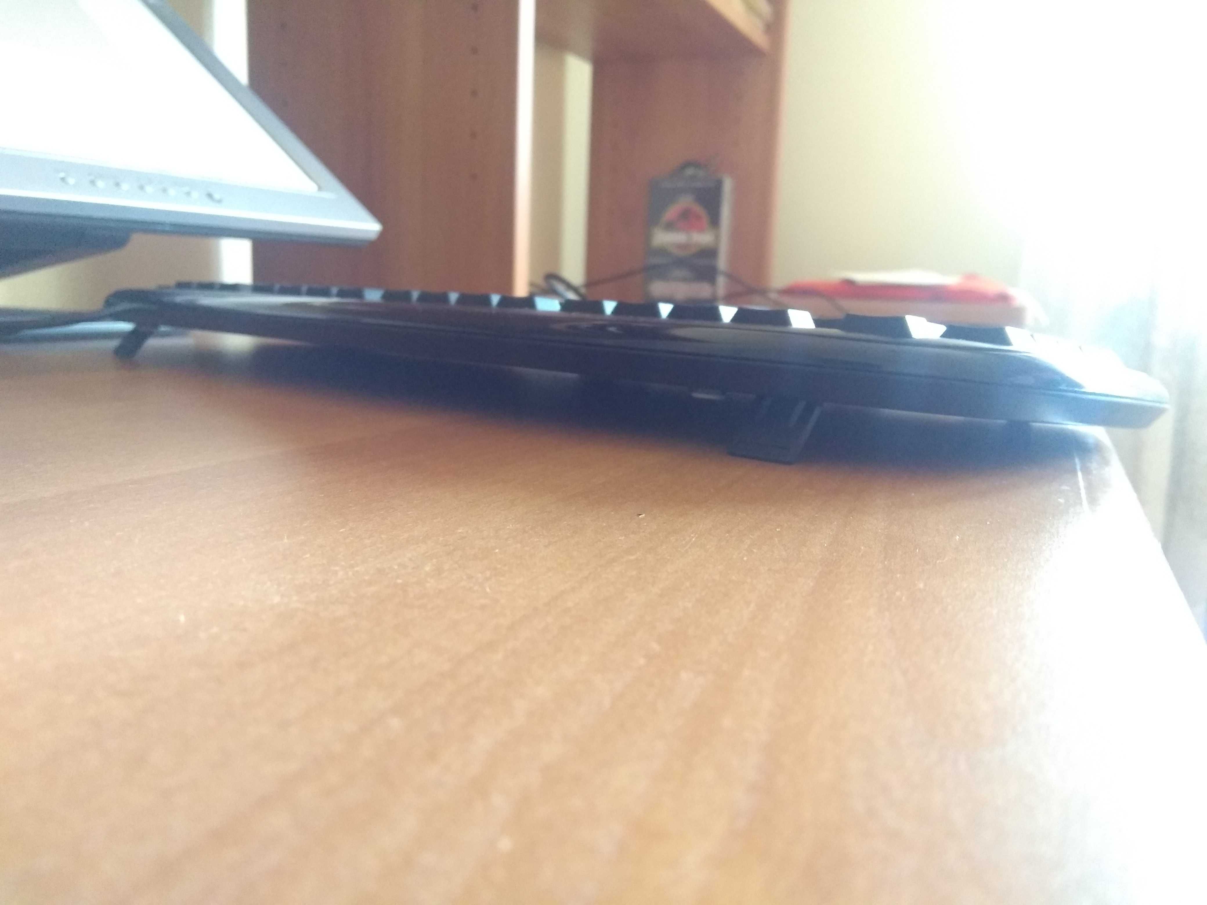 Teclado USB marca Logitech