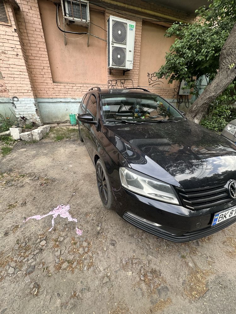 Volkswgen pasat B7 2011р 2.0 дизель механіка