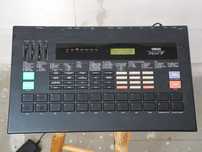 Yamaha RX7 - automat perkusyjny mlodszy brat rx5
