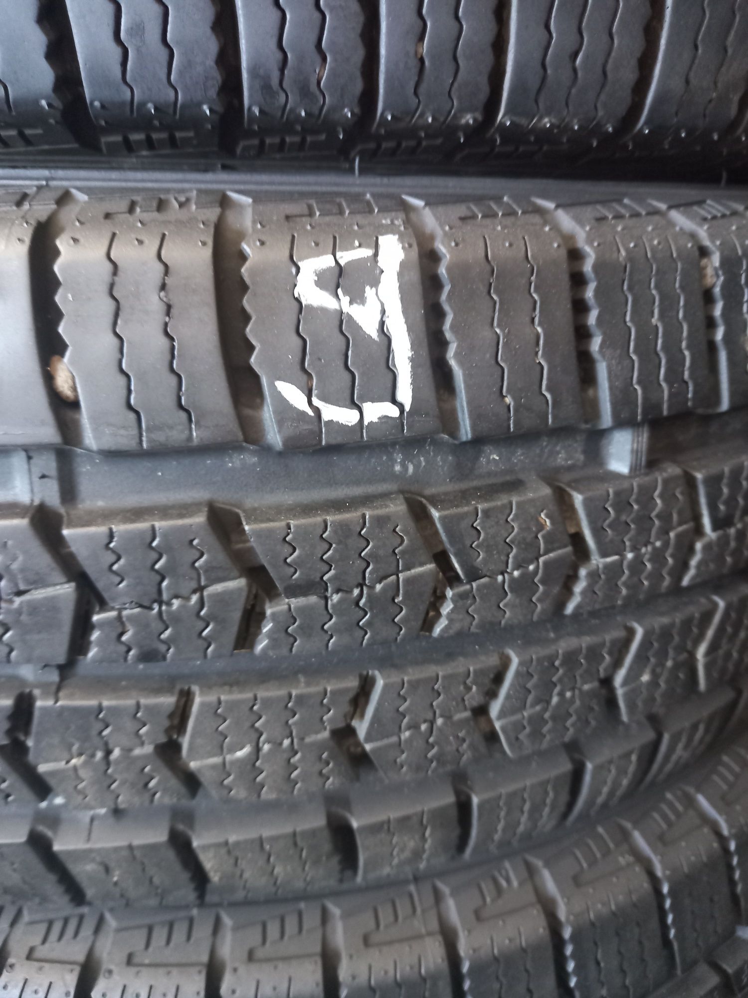 Opony nowe demo 225/75/16c nexen 2 szt 2020 rok prod