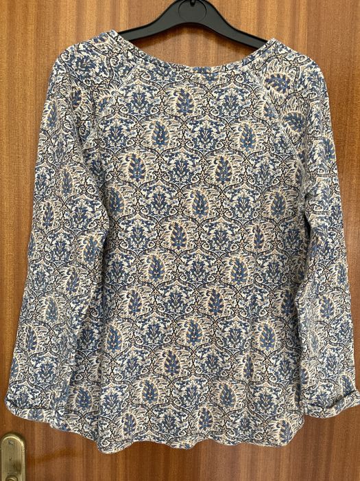 Sweat floral tamanho  marca Promod