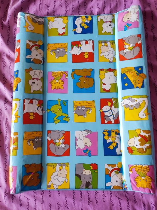 Пеленальна дошка