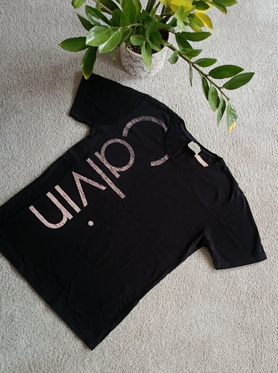 T-shirt czarny Calvin Klein L