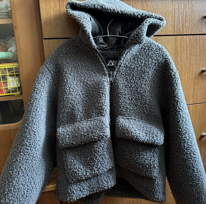 Осіння курточка ,пальто на дівчинку  Zara оригінал.