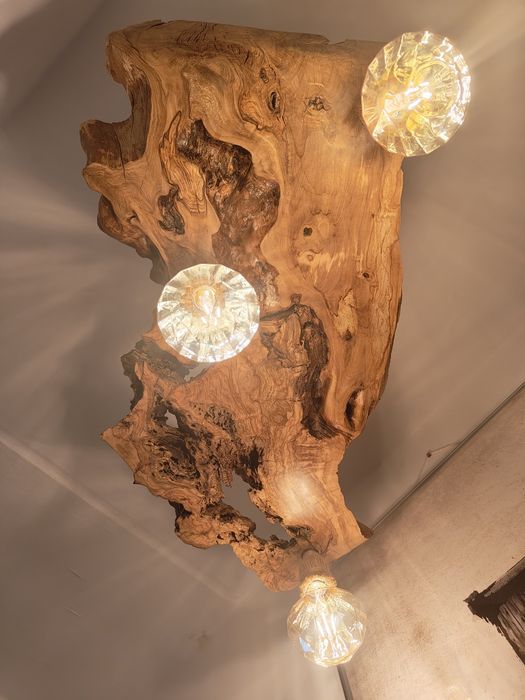 Lampa wisząca z korzenia drzewa oliwnego sznur jutowy Unikat Handmade