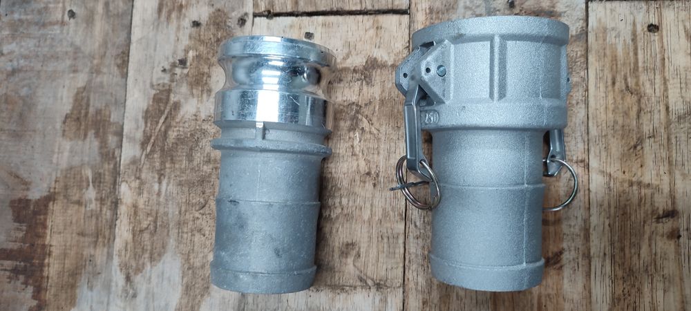 Продам муфти С-250 і штуцер Е-250 під шланг D-63.