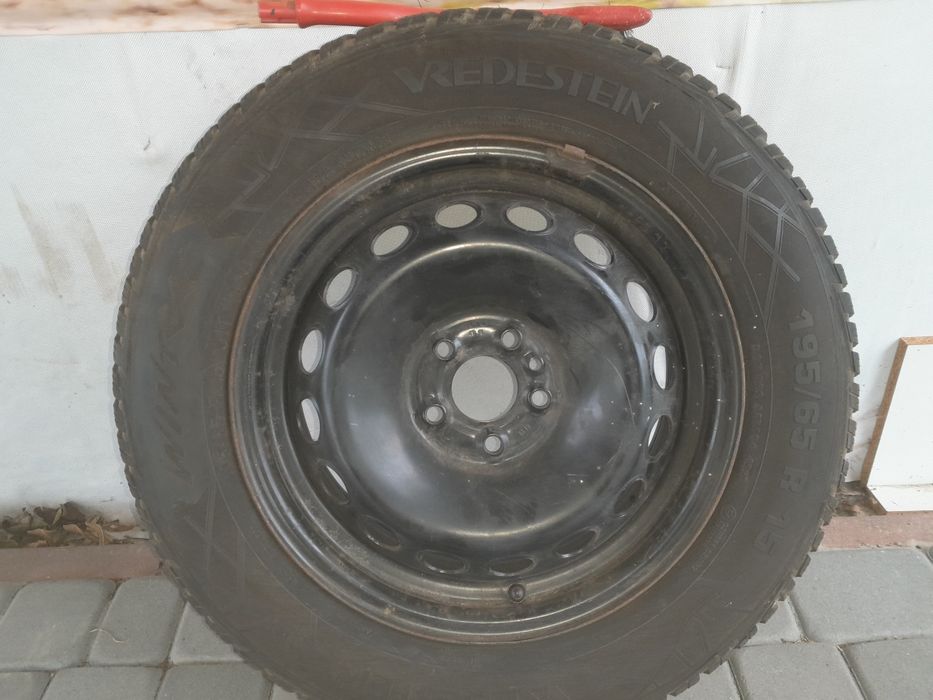 Sprzedam komplet kol  zimowych fiat tipo