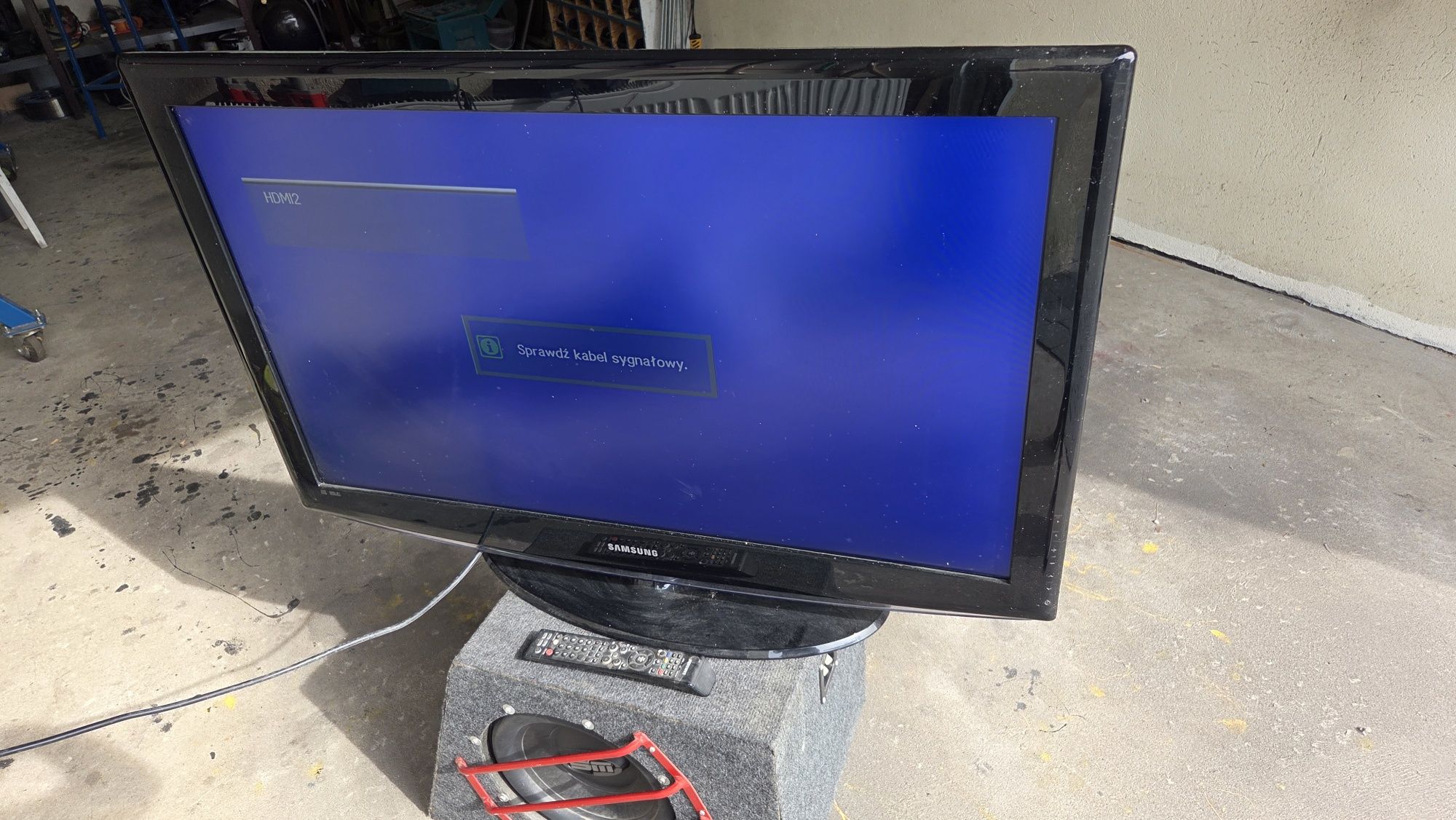 Sprzedam telewizor LCD 40 samsung Model:LE4OR83B