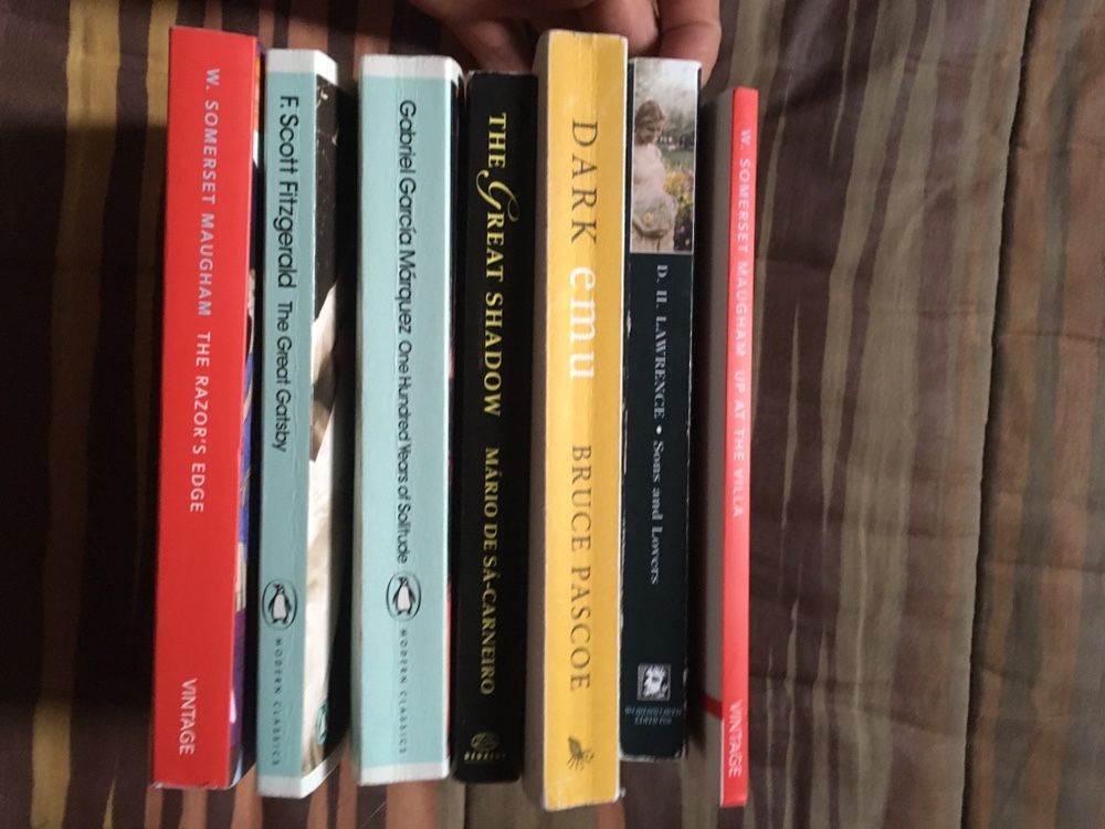 Livros variados de variados temas