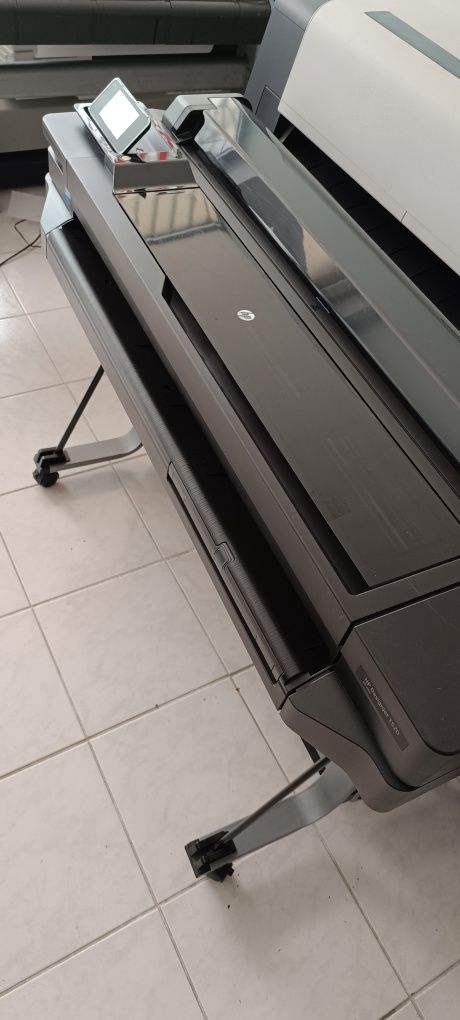 Vendo plotter Hp T520 36pl