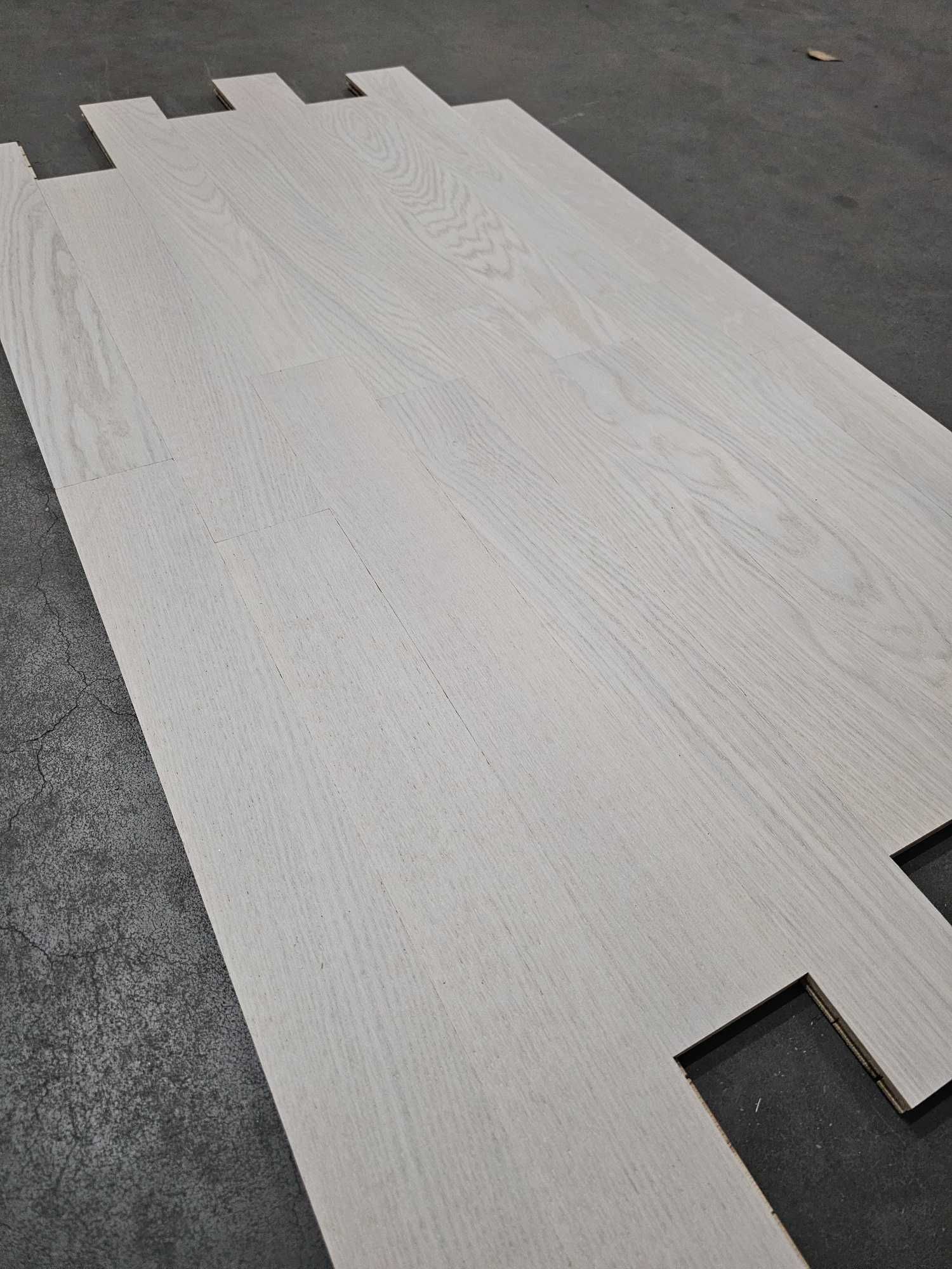 Parkiet biały olej uv klasa natur 11x70x490 (75 m2) PROMO
