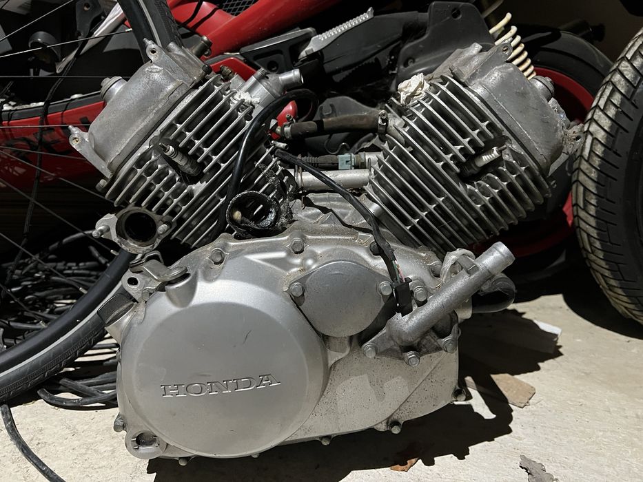Honda Varadero silnik CBR 125 graty